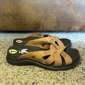Sketchers Black & Brown Slip-On Sandals Size 7